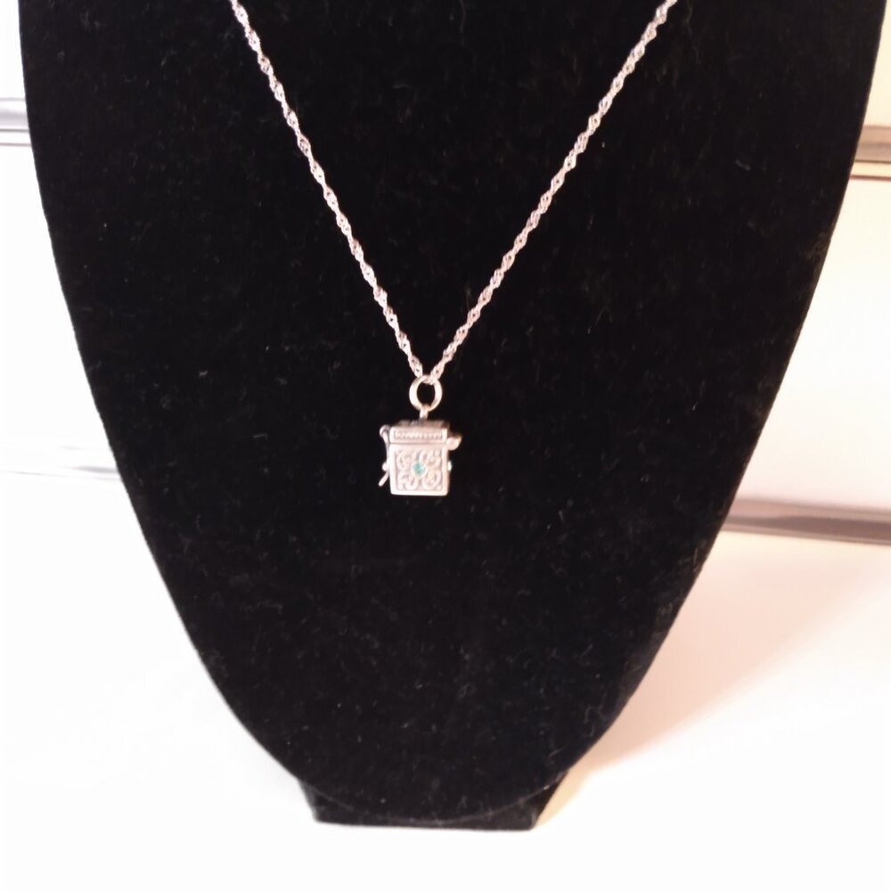 Prayer box necklace, with 18" Singapore - Picture 7 of 7